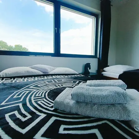 Modern Rancho - Nad Rzeka, Przy Stadninie Koni Affittacamere Kruszyna (Czestochowa)