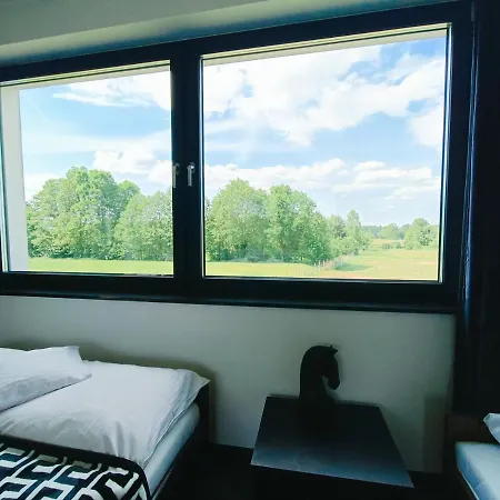 Modern Rancho - Nad Rzeka, Przy Stadninie Koni Vendégház 3*
