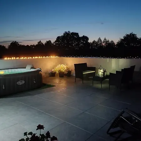 Pensión Modern Rancho - Nad Rzeka, Przy Stadninie Koni Kruszyna (Czestochowa)