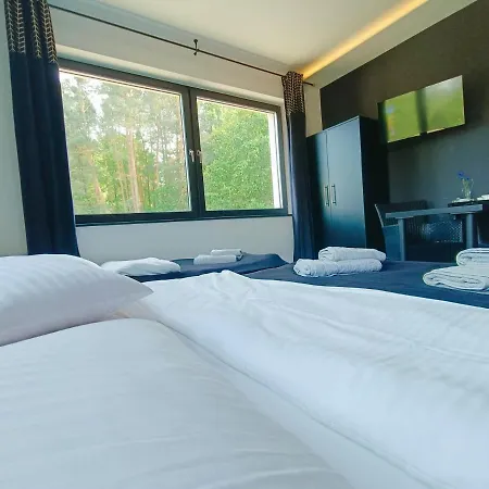 Modern Rancho - Nad Rzeka, Przy Stadninie Koni Pensión