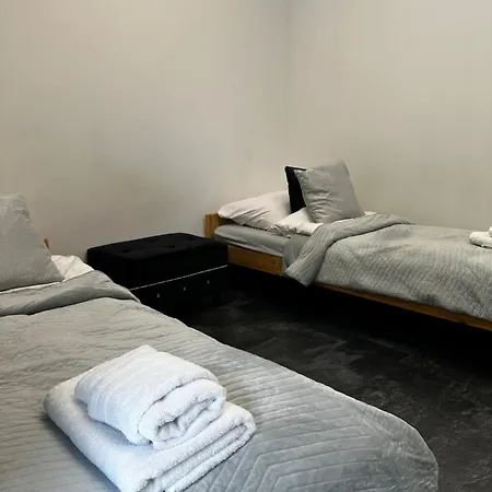 Modern Rancho - Nad Rzeka, Przy Stadninie Koni Vendégház