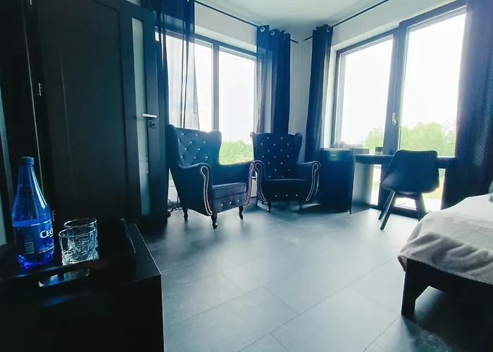 Modern Rancho - Nad Rzeka, Przy Stadninie Koni Гостевой дом 3*