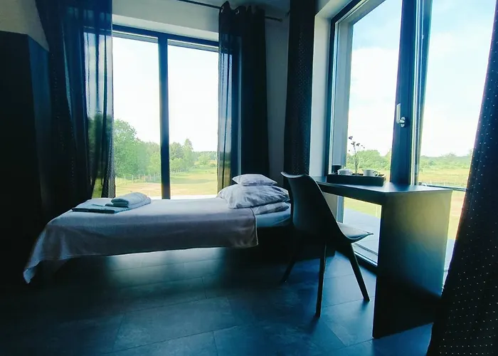 Modern Rancho - Nad Rzeka, Przy Stadninie Koni 3*