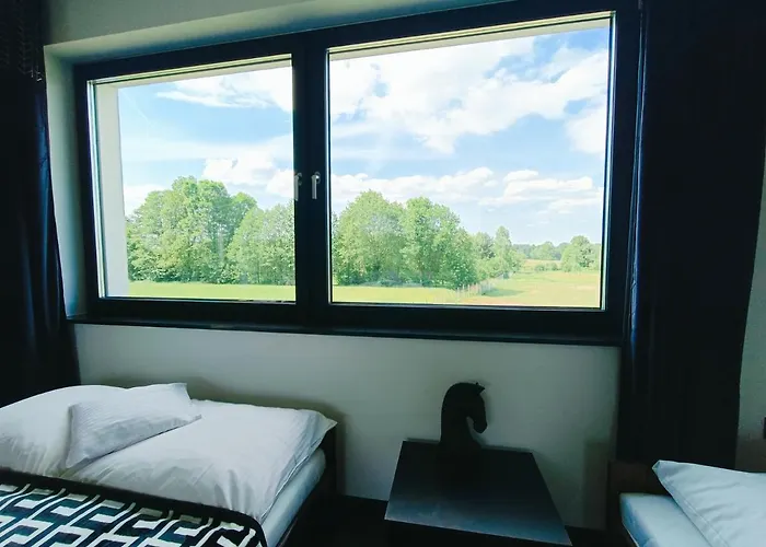 Modern Rancho - Nad Rzeka, Przy Stadninie Koni Гостевой дом 3*