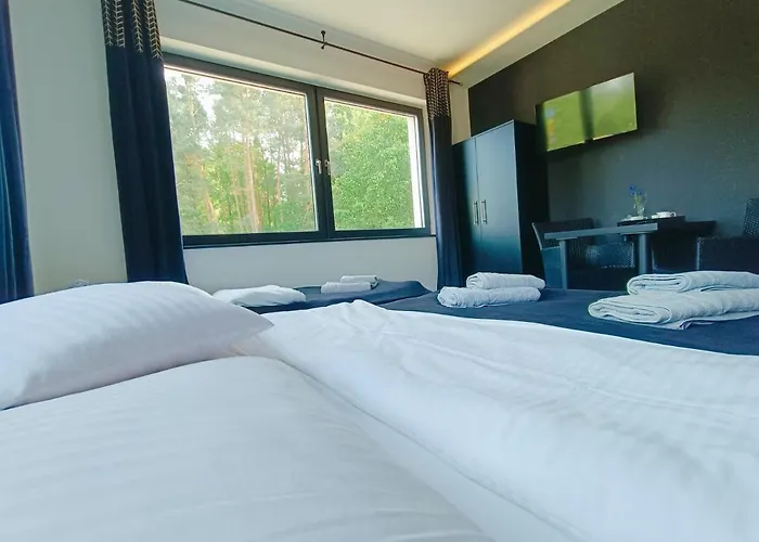 Modern Rancho - Nad Rzeka, Przy Stadninie Koni Гостевой дом