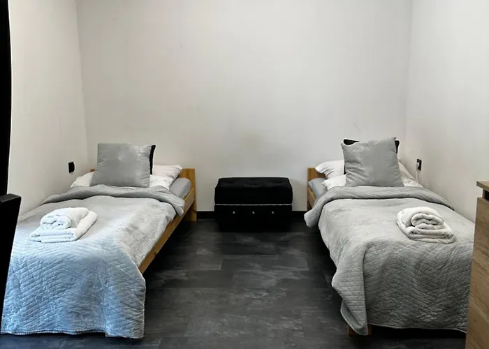 Modern Rancho - Nad Rzeka, Przy Stadninie Koni Гостевой дом Kruszyna (Czestochowa)