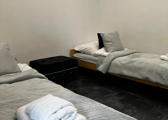 Modern Rancho - Nad Rzeka, Przy Stadninie Koni Гостевой дом